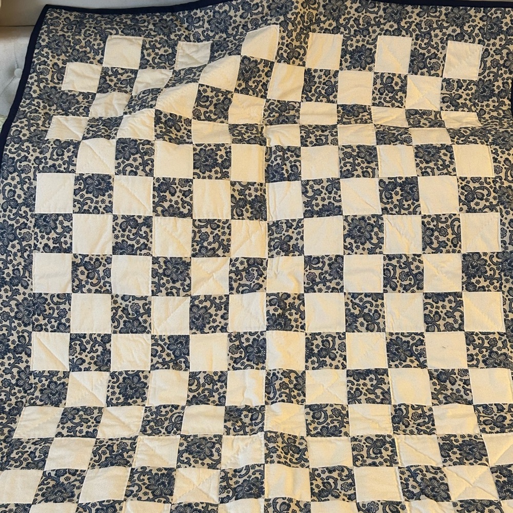 Classic Blue and White Paisley Patchwork Checkered Lap Quilt